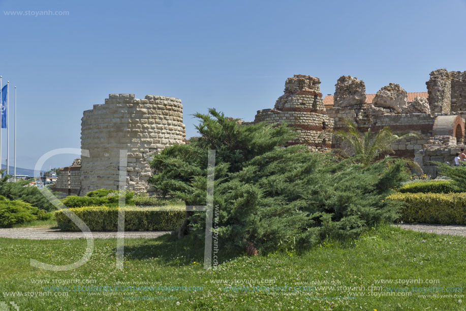 Несебър, Крепостната стена, Област Бургас