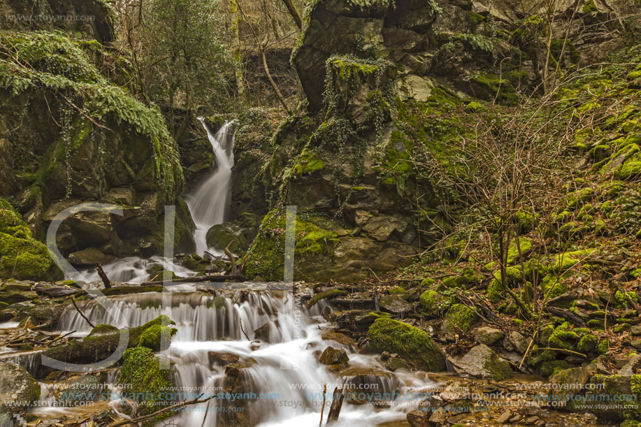 Лешнишки водопад, Планина Беласица