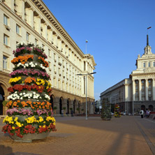 Площад Независимост, Министерски Съвет и Президентство, София