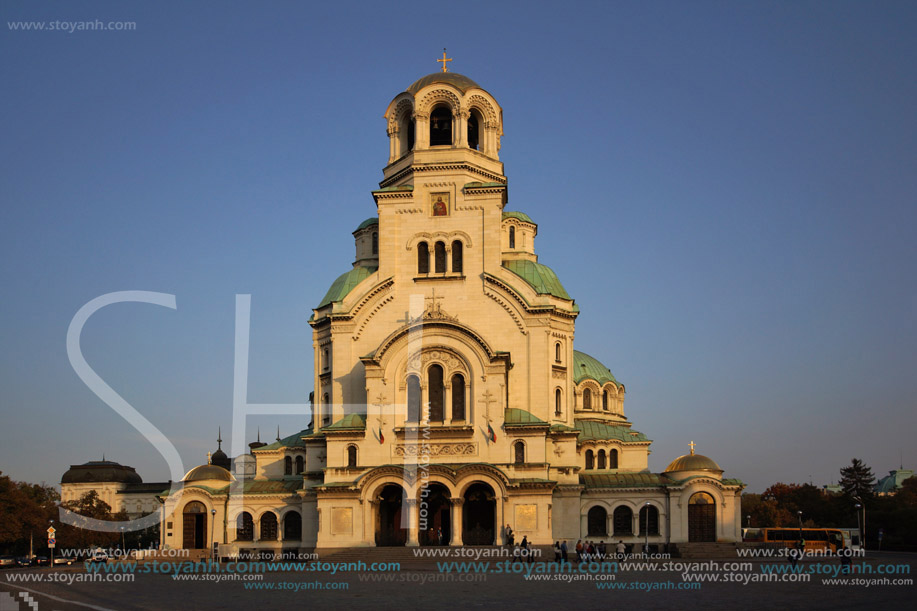 Църква Свети Александър Невски, София