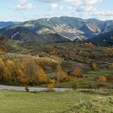 Есенен пейзаж, Родопа планина, Смолянска област - Снимки от България, Курорти, Туристически Дестинации