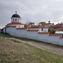 Клисурски манастир Света Петка Параскева, в близост до Банкя
