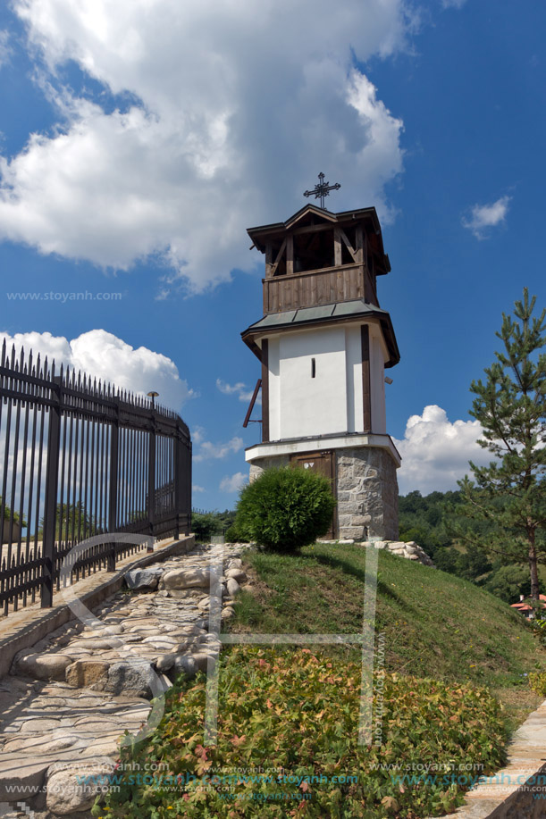 Камбанария на Църквата Света Петка, Село Белчин, София Област