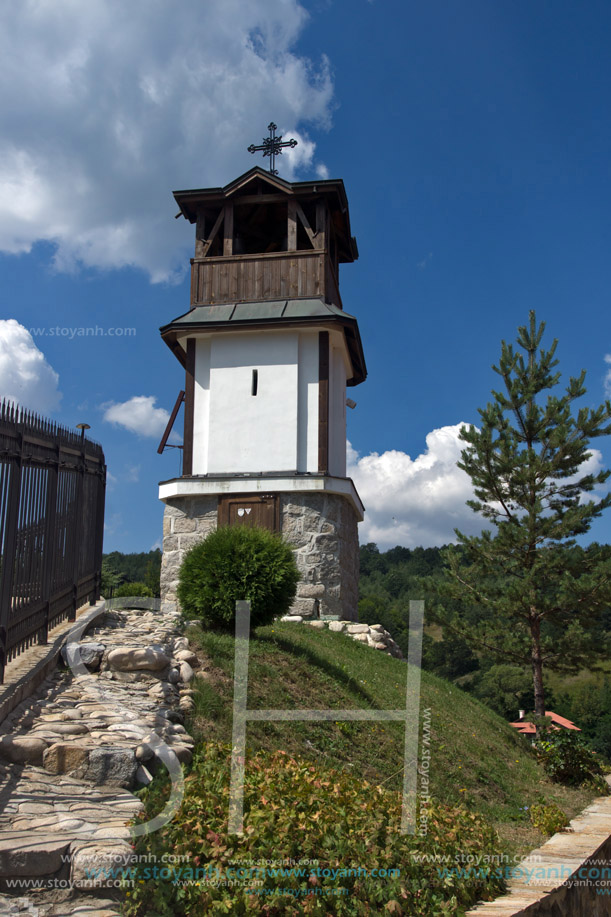 Камбанария на Църквата Света Петка, Село Белчин, София Област