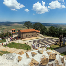 Църква, Антична Римска Крепост Цари Мали Град, Село Белчин, София Област