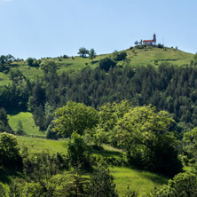 Църква в Родопа Планина, близо до село Борово, Пловдивска Област