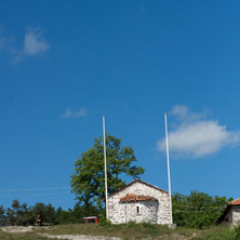 Кръстова Гора, Църква Света Троица, Пловдивска Област - Снимки от България, Курорти, Туристически Дестинации