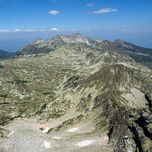 Изглед от връх Каменица към връх Полежан, Пирин