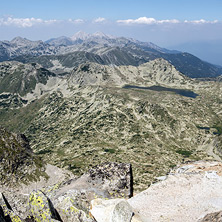 Изглед от връх Каменица към връх Вихрен и Връх Кутело, Пирин