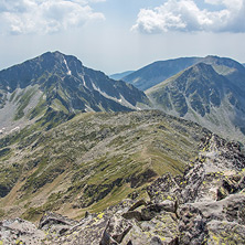 Изглед от връх Каменица към връх Яловарника, Пирин - Снимки от България, Курорти, Туристически Дестинации