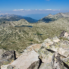 Изглед от връх Каменица към връх Вихрен и Връх Полежан, Пирин