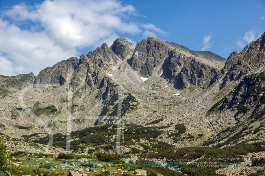 Връх Яловарника, Пирин