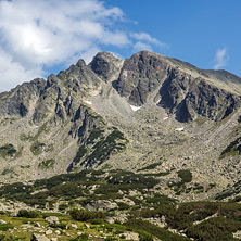 Връх Яловарника, Пирин