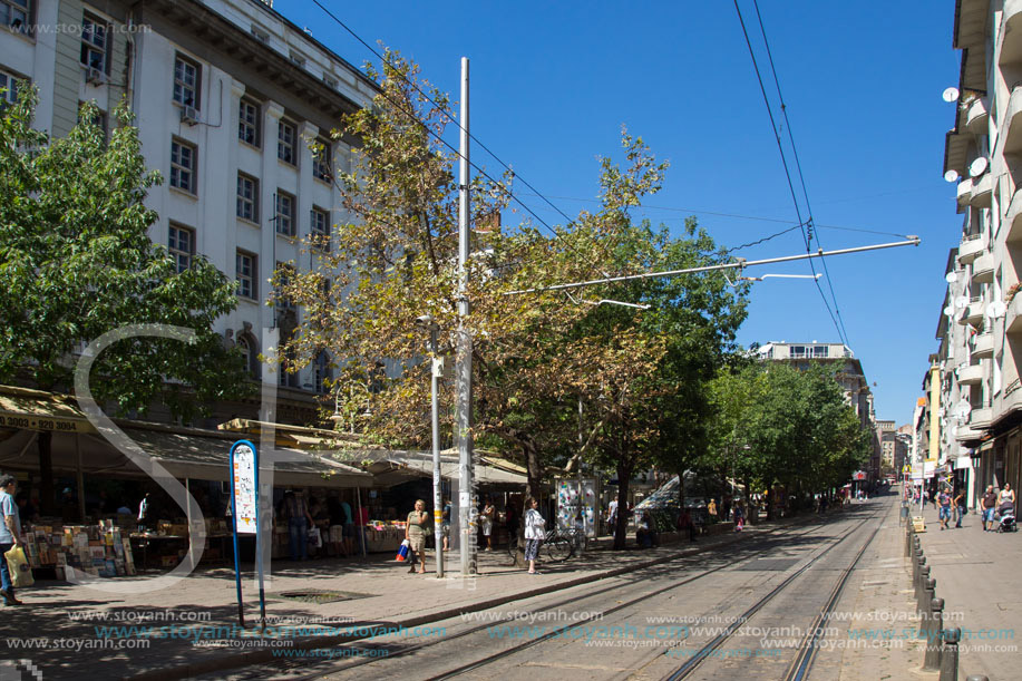 Площад Славейков, София