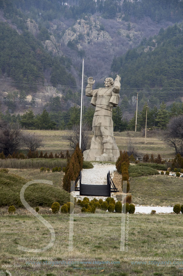 Град Клисура, Паметник на Иван Боримечката, Пловдивска област