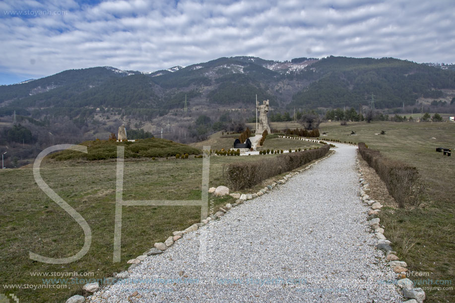 Град Клисура, Паметник на Иван Боримечката, Пловдивска област