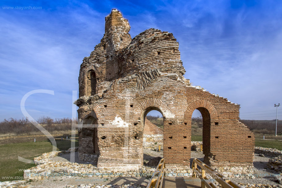 Червената Църква, близо до град Перущица, Пловдивска област