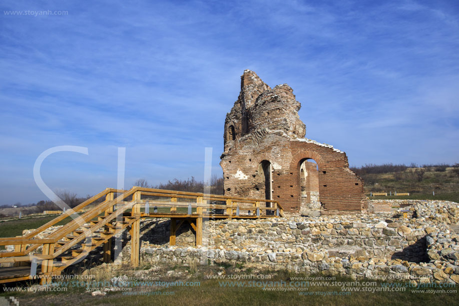 Червената Църква, близо до град Перущица, Пловдивска област