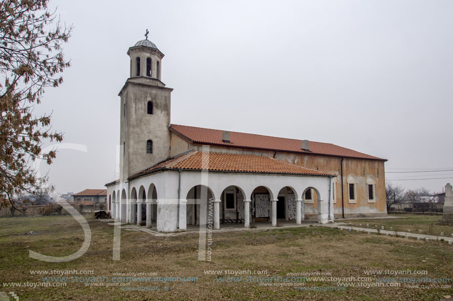 Село Цалапица, църквата Свети Архангел Михаил, Област Пловдив