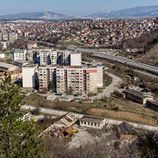 Поглед към Перник от крепостта Кракра, Област Перник - Снимки от България, Курорти, Туристически Дестинации