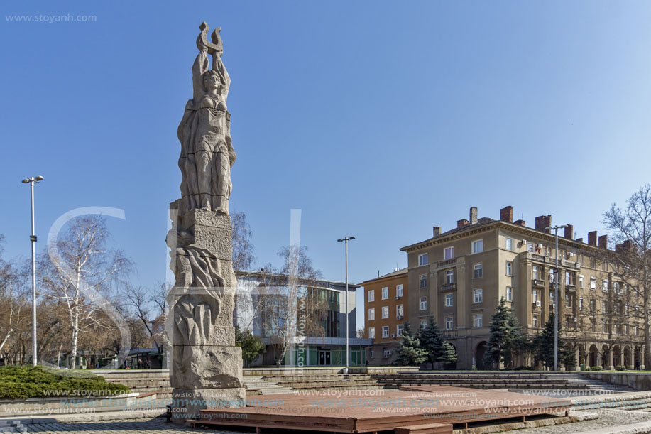 Димитровград, Площад Дружба, Област Хасково