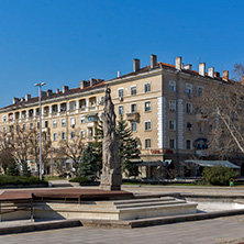 Димитровград, Площад Дружба,   Област Хасково - Снимки от България, Курорти, Туристически Дестинации