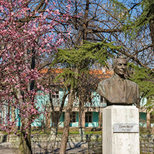 Димитровград, Паметник на Жолио Кюри,  Област Хасково