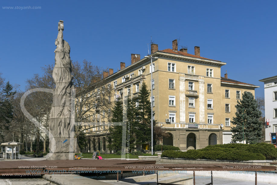 Димитровград, Площад Дружба, Област Хасково