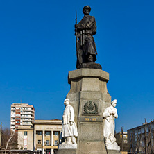 Град Хасково, Читалище Заря, Паметник на загиналите в Балканските Войни, Област Хасково - Снимки от България, Курорти, Туристически Дестинации