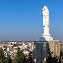 Град Хасково, Статуя на Света Богородица с Младенеца, Област Хасково - Снимки от България, Курорти, Туристически Дестинации