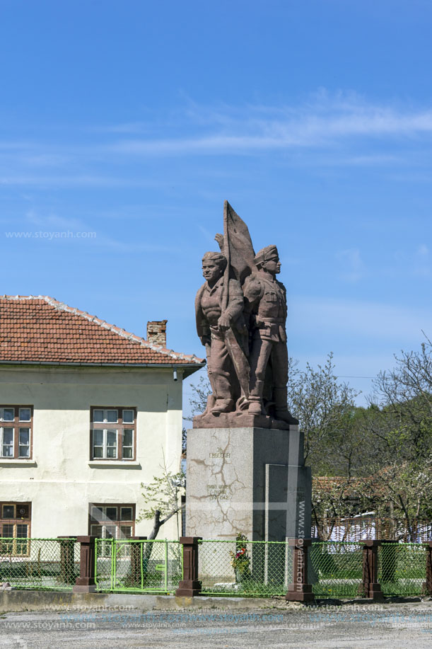 Село Брестово, Област Ловеч