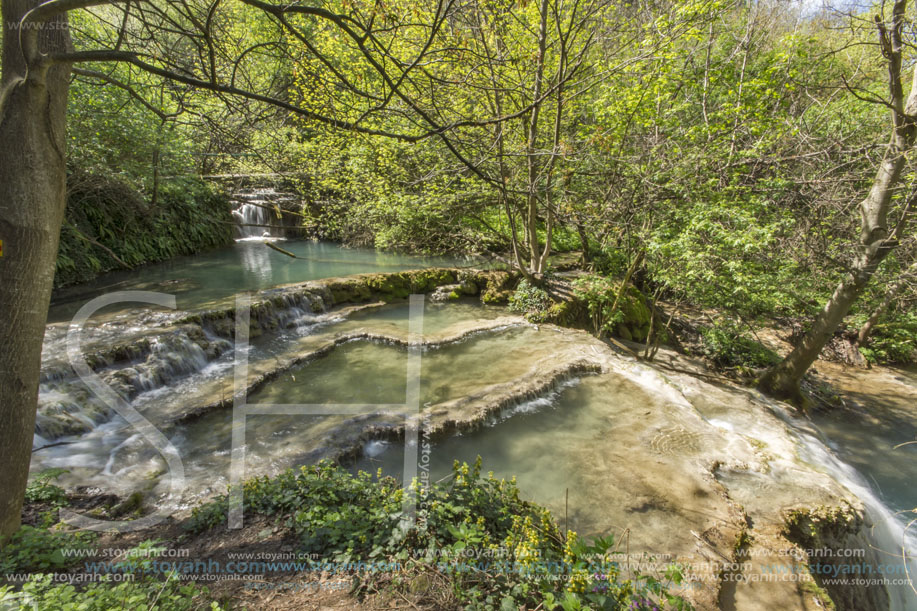 Крушунски водопади, Област Ловеч