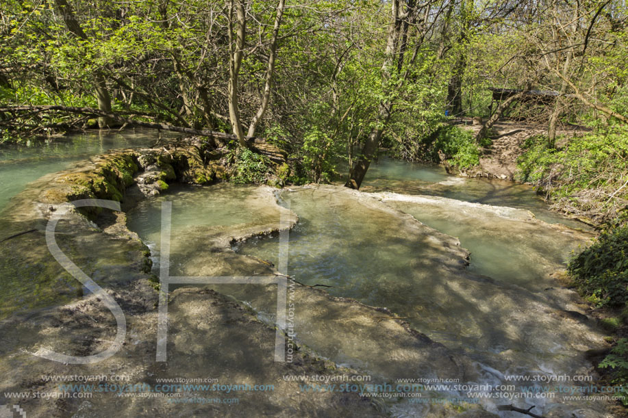 Крушунски водопади, Област Ловеч