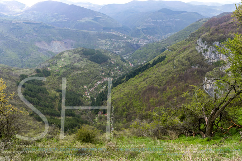 Стара Планина близо до село Заселе, София Област