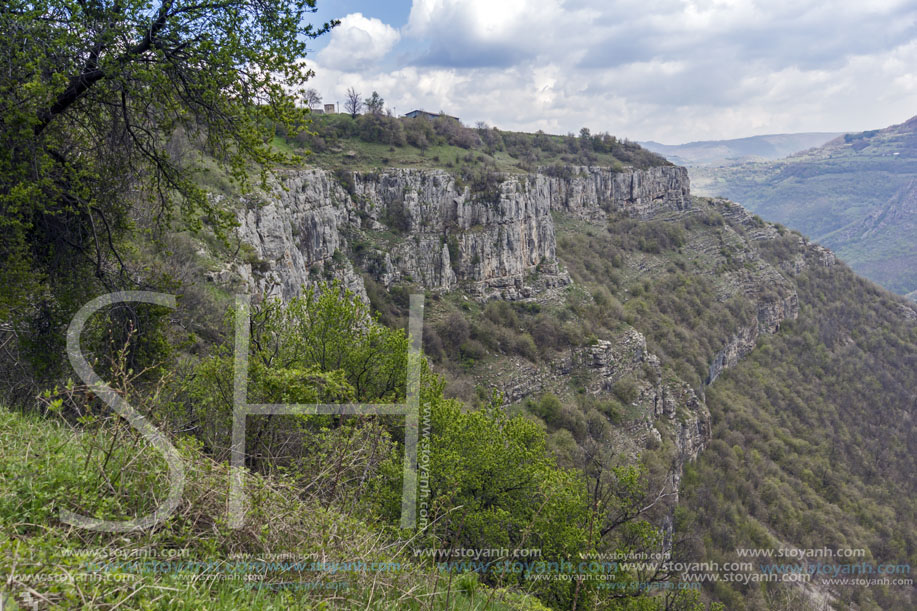 Стара Планина близо до село Заселе, София Област