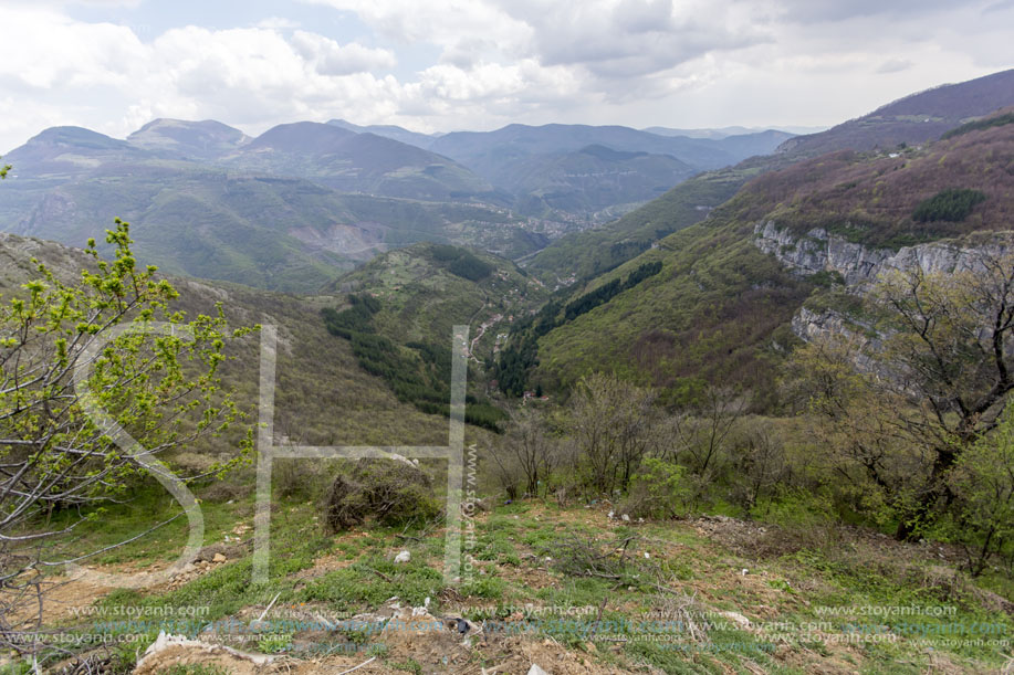 Стара Планина близо до село Заселе, София Област