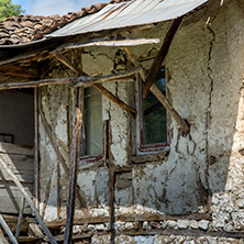 Село Златолист, Стара Къща, Област Благоевград - Снимки от България, Курорти, Туристически Дестинации