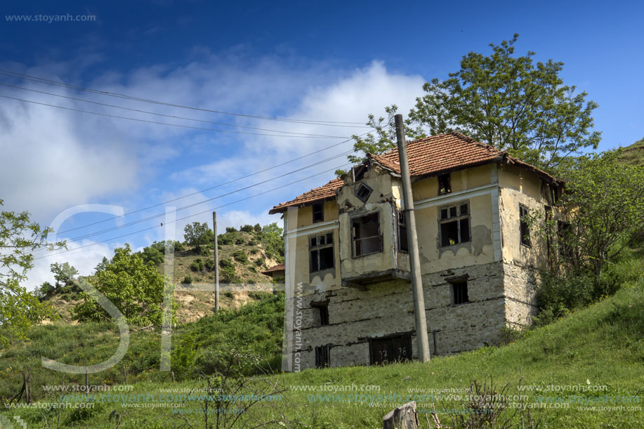 Село Златолист, Стара Къща, Област Благоевград