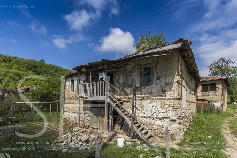 Село Златолист, Стара Къща, Област Благоевград