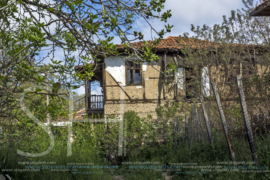 Село Златолист, Стара Къща, Област Благоевград