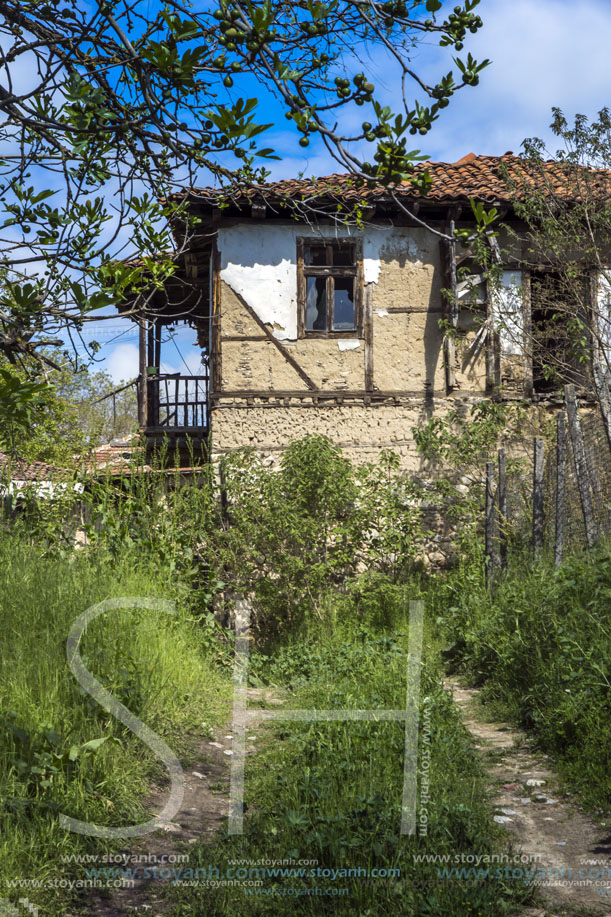 Село Златолист, Стара Къща, Област Благоевград