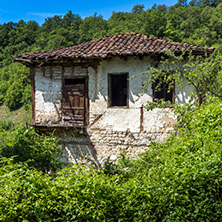 Село Златолист, Стара Къща, Област Благоевград - Снимки от България, Курорти, Туристически Дестинации