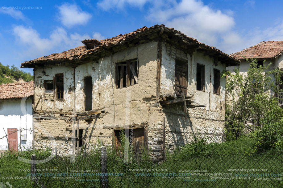 Село Златолист, Стара Къща, Област Благоевград