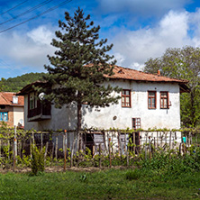 Село Златолист, Стара Къща, Област Благоевград