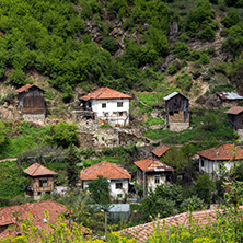 Панорамен Изглед на село Пирин, Област Благоевград - Снимки от България, Курорти, Туристически Дестинации
