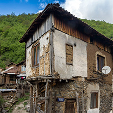 Село Пирин, Стари Къщи, Област Благоевград - Снимки от България, Курорти, Туристически Дестинации