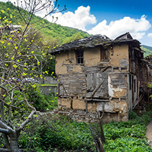 Село Пирин, Стари Къщи, Област Благоевград - Снимки от България, Курорти, Туристически Дестинации