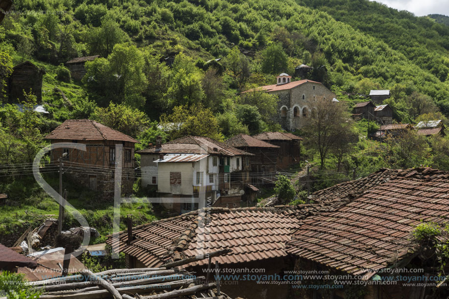 Панорамен Изглед на село Пирин, Област Благоевград