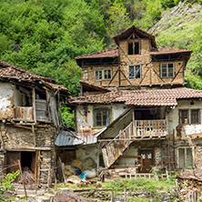 Село Пирин, Къщата на Пиринския Змей, Област Благоевград