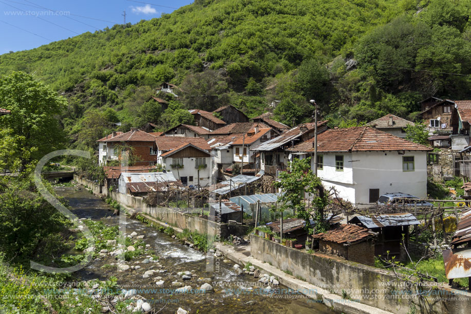 Село Пирин, Река Пиринска Бистрица, Област Благоевград